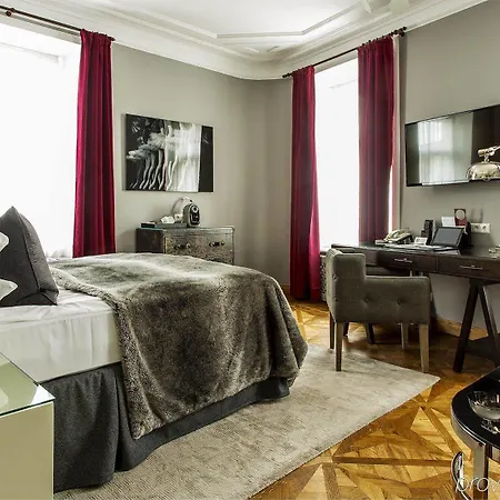 St. Petersbourg - Small Luxury Of The World Hotel Reval