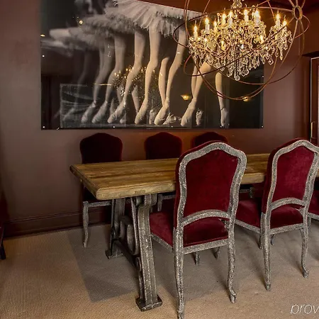 호텔 St. Petersbourg - Small Luxury Of The World 5*