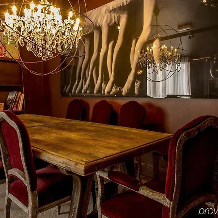酒店 St. Petersbourg - Small Luxury Of The World 5*