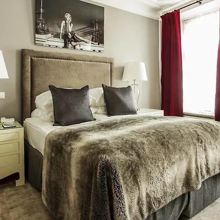 Hotell St. Petersbourg - Small Luxury Of The World