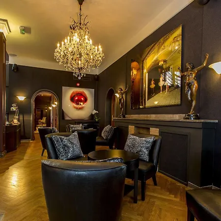 호텔 St. Petersbourg - Small Luxury Of The World 탈린
