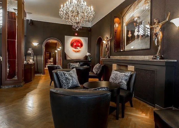 St. Petersbourg - Small Luxury Of The World Tallinn