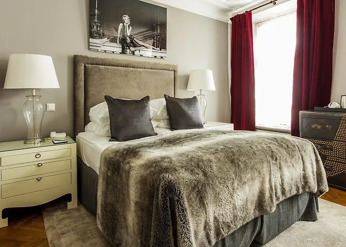 Szálloda St. Petersbourg - Small Luxury Of The World