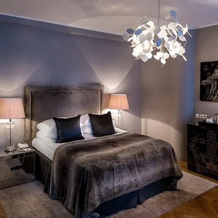 Готель St. Petersbourg - Small Luxury Of The World Таллінн