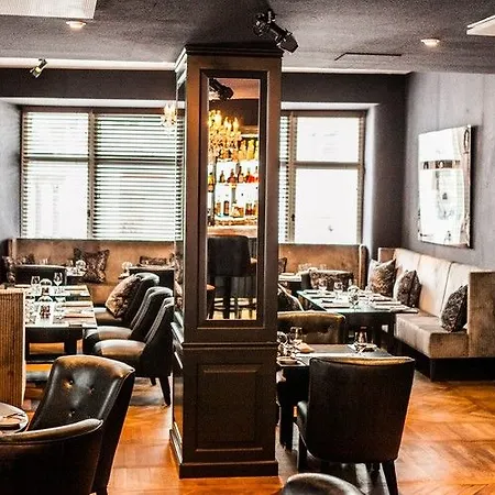 Hotel St. Petersbourg - Small Luxury Of The World