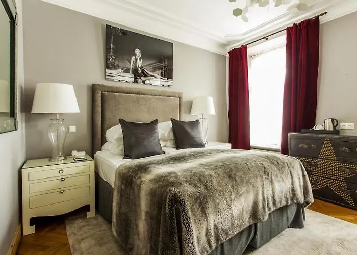 St. Petersbourg - Small Luxury Of The World Ταλίν