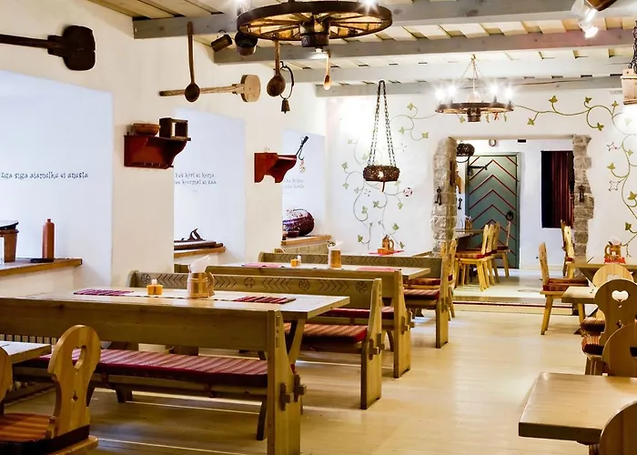 Ξενοδοχείο St. Petersbourg - Small Luxury Of The World 5*